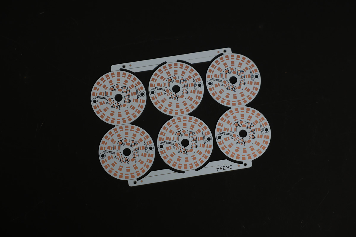Aluminum substrate